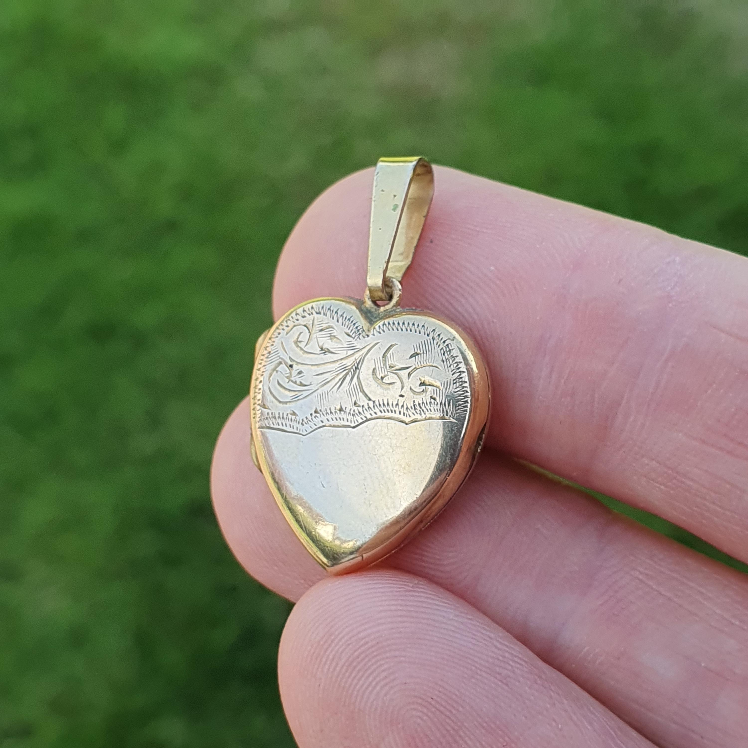Antique 9ct Gold Heart Locket Pendant Front & Back Photo Half Engraved Face Solid Yellow Vintage Retro 1920s Ladies Jewelry Jewellery Gift