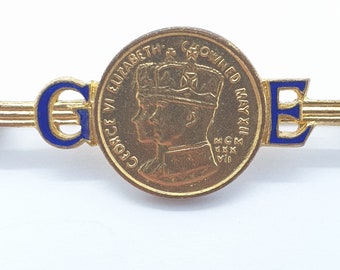 Old Vintage Gold Gilt Coin Brooch Pin King George VI Enamel 1937 Coronation Queen Elizabeth British Medal Mens Womens Jewellery Jewelry