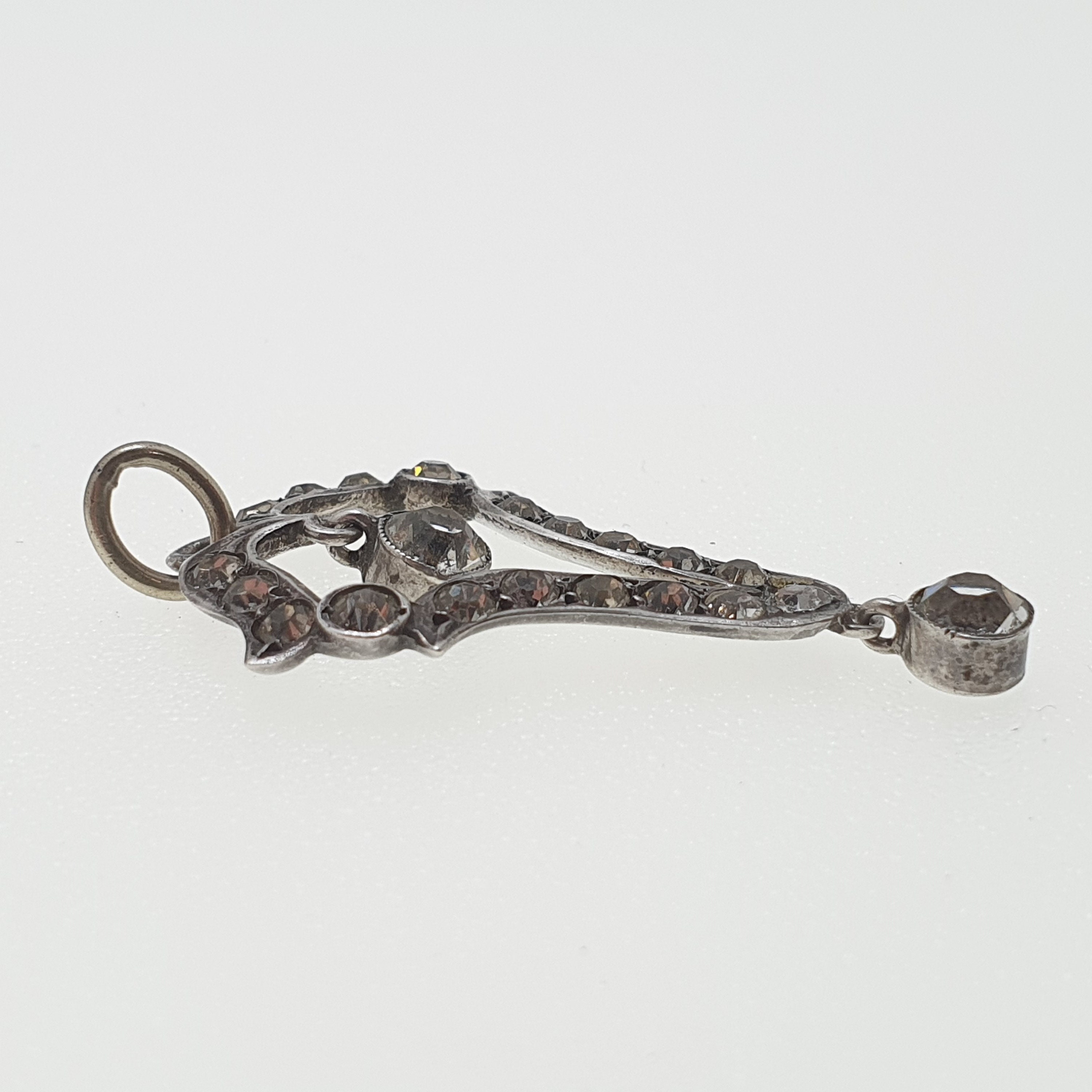 Colliers et pendentifs de diamant