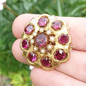 Broche Ancienne En Or 18 Carats - 2,50 G Avec Petit Saphir Central - Bijou Vintage Occasion