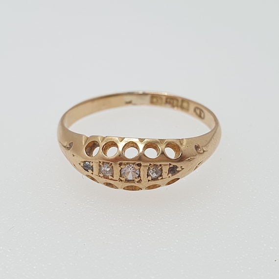 Antique 18ct Gold Diamond Ring 5 Stone Diamonds 1… - image 1