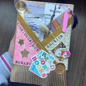 Blind Date with a Book – Surprise Very Gently Used Book Gift Bild 7