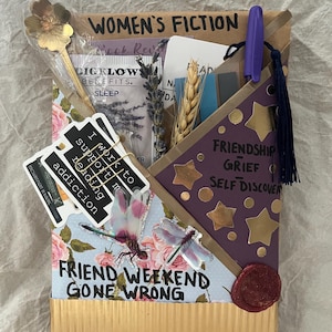 Blind Date with a Book – Surprise Very Gently Used Book Gift Bild 11