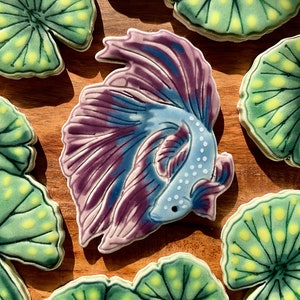 Ceramic Betta Fish Mosaic Tile, Handmade Glazed Siamese Fighting Fish Pond Tile for Crafting Indoors or Outside,