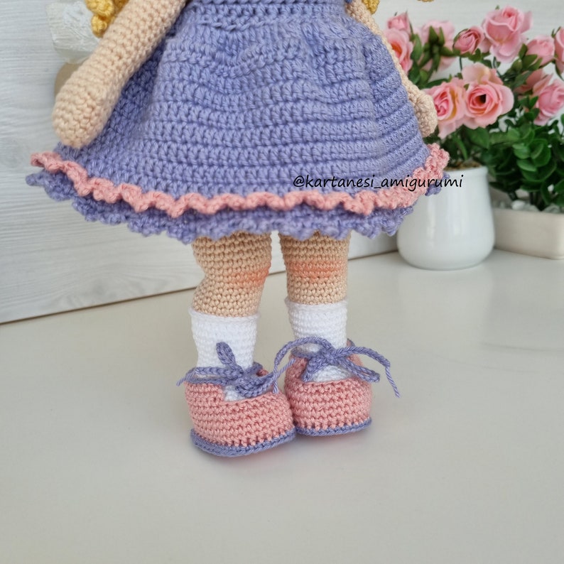 Modèle de poupée au crochet Nelly, Modèle de poupée Amigurumi, Tutoriel Amigurumi, English, Français, Português, Español, Pattern Pdf image 10