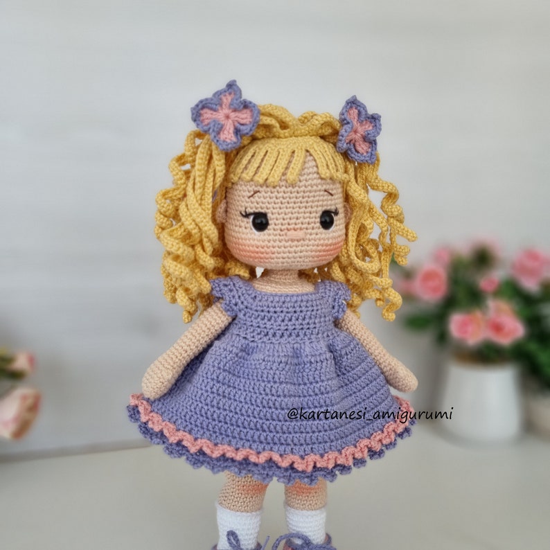 Modèle de poupée au crochet Nelly, Modèle de poupée Amigurumi, Tutoriel Amigurumi, English, Français, Português, Español, Pattern Pdf image 9