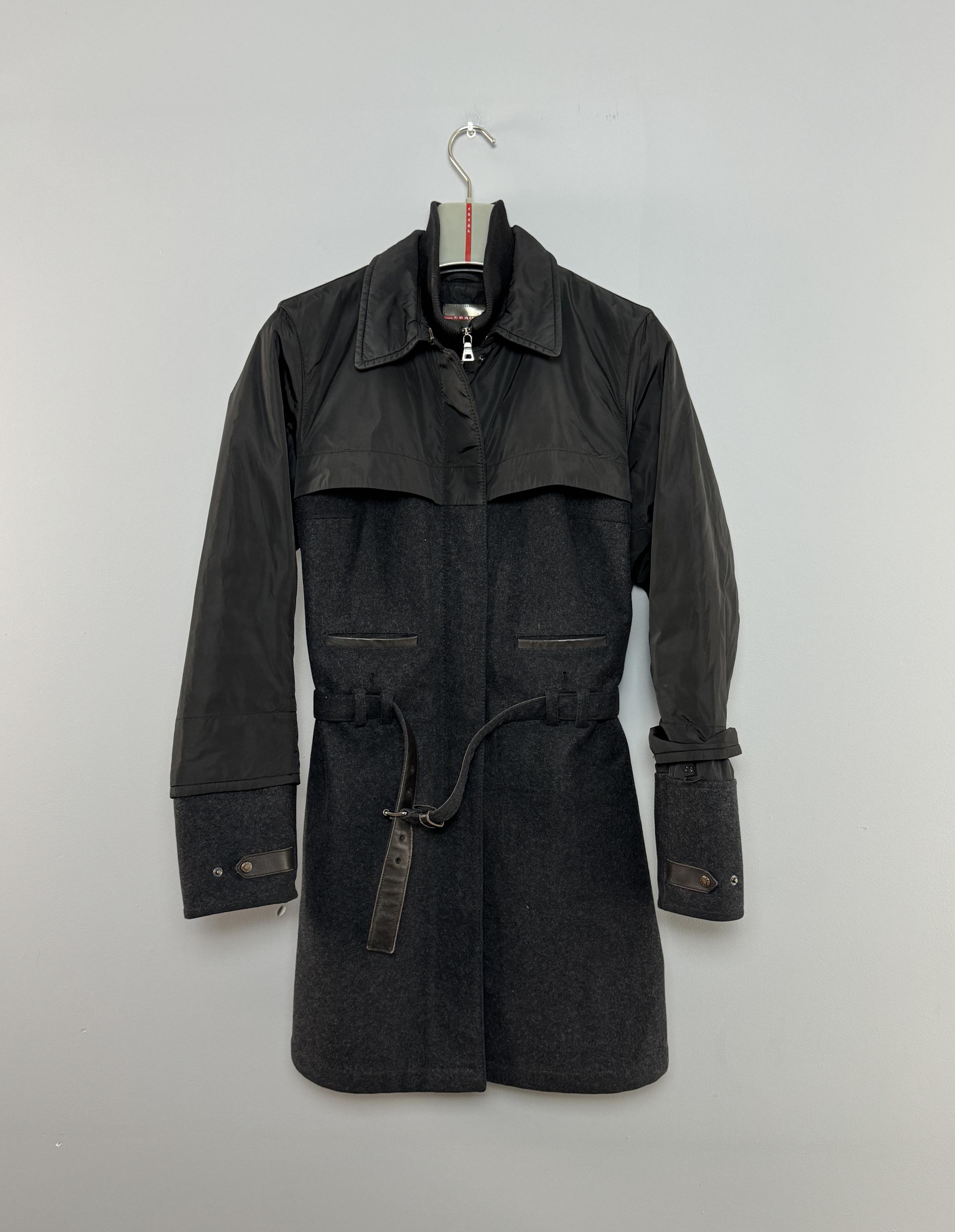 ジャケット・アウター FW1998 PRADA WOMEN WOOL JACKET Women's Prada Wool Coat Zip Insulated Lining Jacket 2 in 1