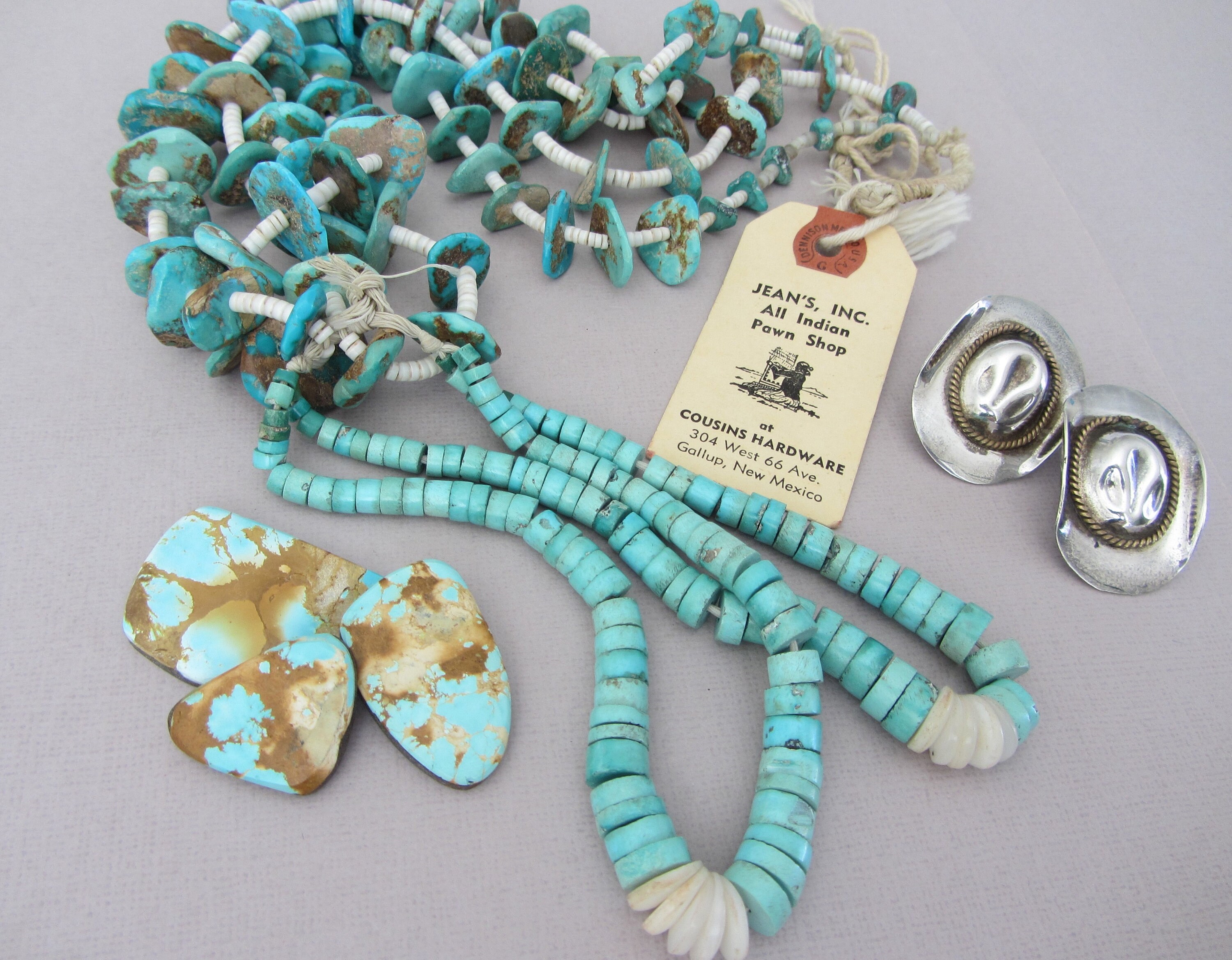 Native American 200+ Gram Vintage Santo Domingo Old Kingman Turquoise Heishi Necklace Native American 200+ Gram Vintage Santo Domingo Old Kingman Turquoise Heishi Necklace