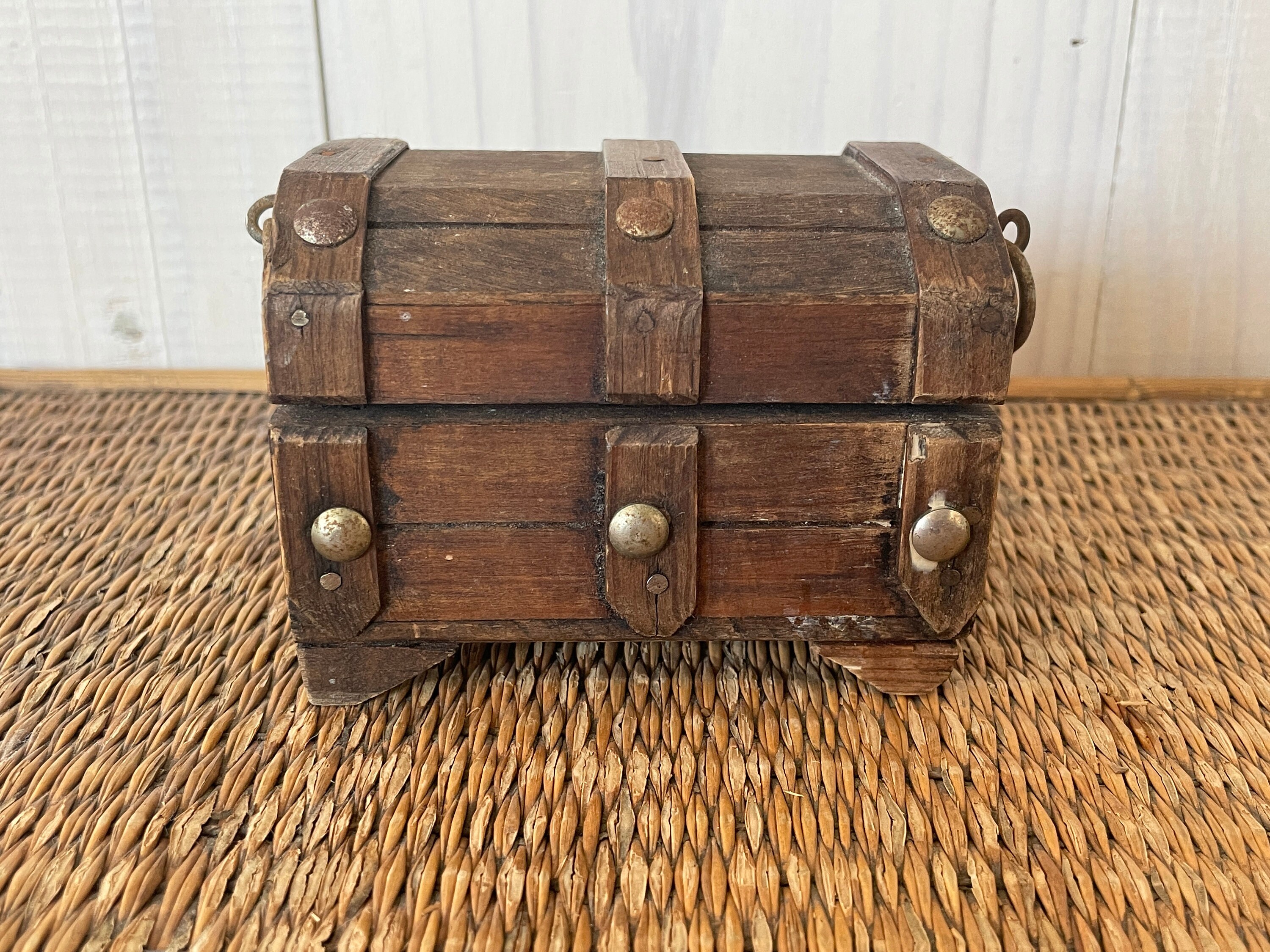Miniature Vintage Oak Pirate Treasure Chest Jewelry Box #43143