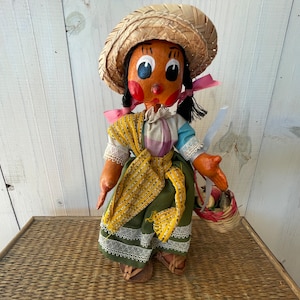vintage doll from Mexico, vintage Mexican doll, handmade doll from Mexico, vintage handmade Mexican doll, girl gift, child decor