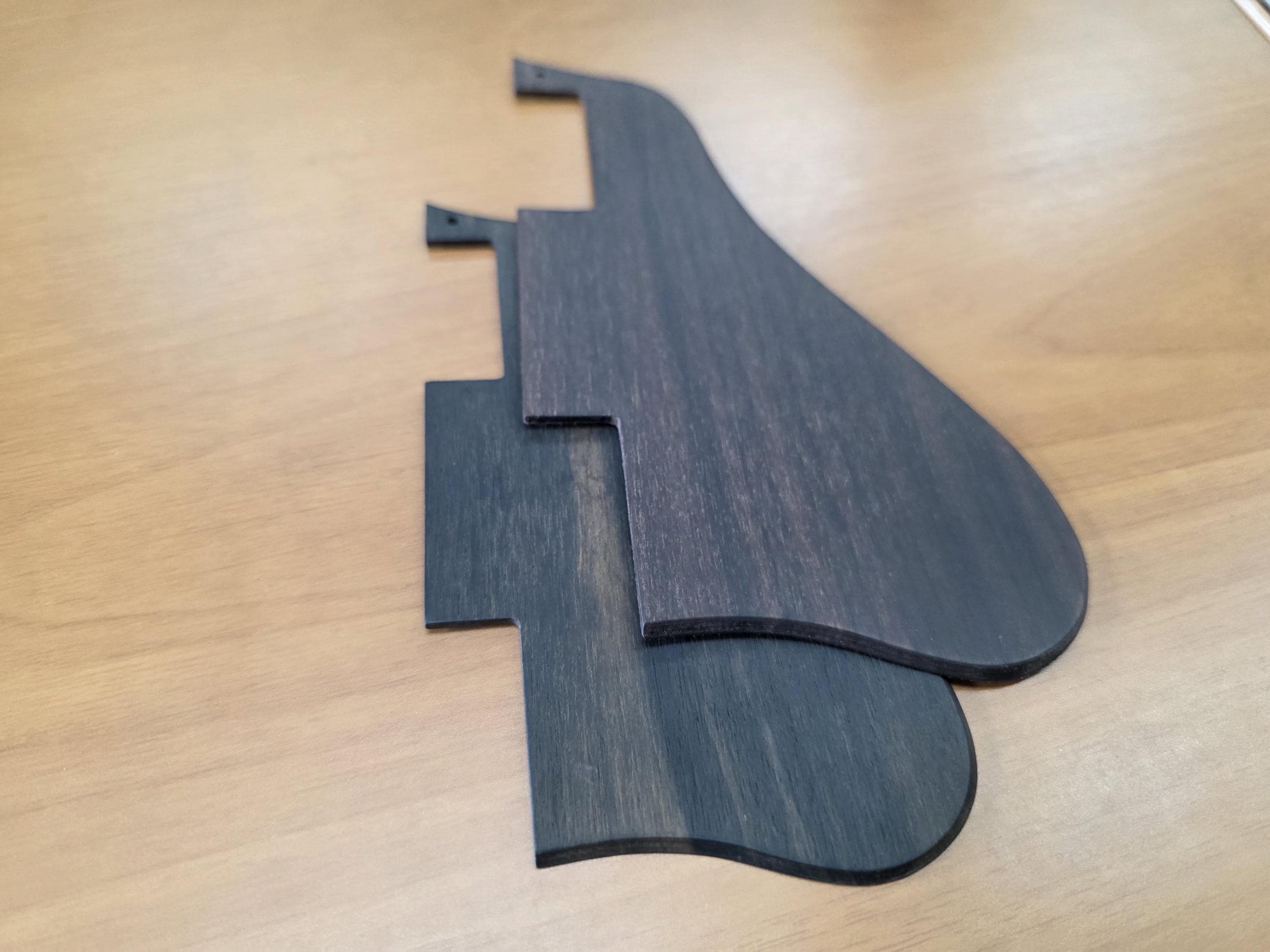 Gibson es-335 ハンドメイド 蛇革ピックガード リアルパイソンレザー Gibson es-335 ハンドメイド 蛇革ピックガード リアルパイソンレザー