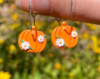 Pumpkin Earrings - Halloween Earrings - Halloween Jewelry, halloween gifts, autumnal earrings, fall earrings, cute pumpkin earrings