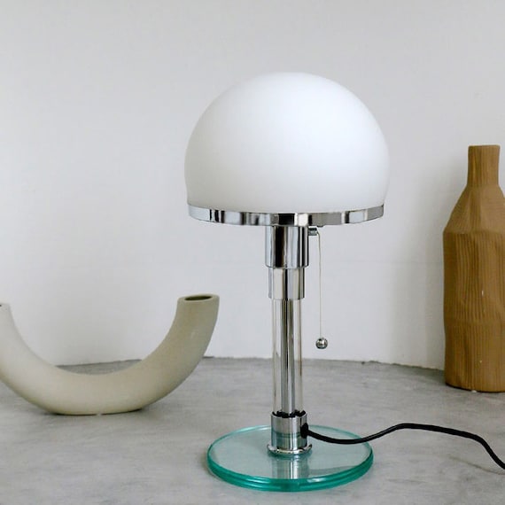 Aantrekkingskracht gat Besnoeiing Bauhaus Table Lamp - Etsy