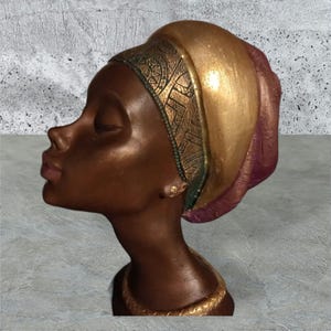 Beautiful and colorful African woman bust statue.Female figur African sculpture. Pop art style trinket.Desktop statue. Shelf decor bust.