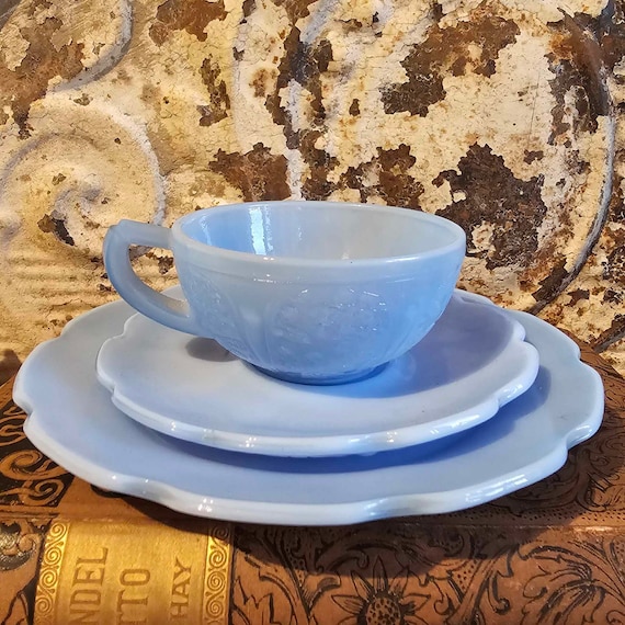 Vintage 1930's Delphite Milky Blue Depression Glass Jeanette