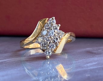 Vintage Diamond Cluster Ring in 14k Yellow Gold/ Size 6