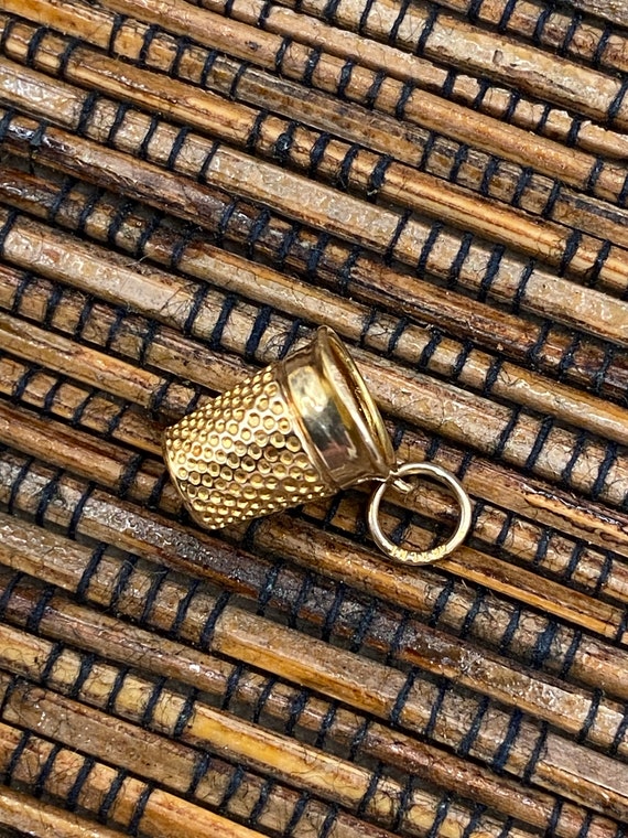 Vintage Thimble Charm in 10k Yellow Gold