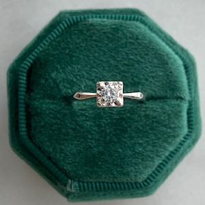 Vintage Diamond Solitaire Ring in 14k White Gold / Size 6