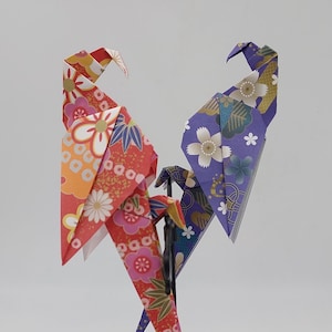 2 Pappagalli origami / Kyoyuzen Chiyogami/ fantasia con fiori / decorazione / idea regalo
