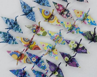 24 Kraniche (6,5 cm) / Origami / Blumenmuster / Dekoration / Geschenkidee