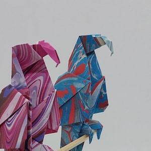 2 Pappagalli origami / fantasie effetto marmorizzato / marbled patterns/ decorazione / idea regalo