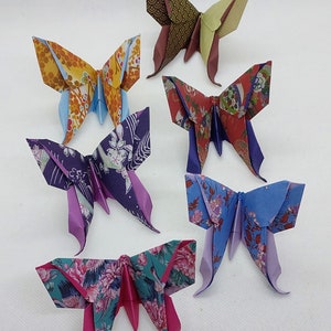 6 Farfalle origami /più scelte disponibili/ decorazione/ idea regalo/ chiudipacco