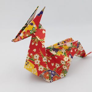 1 Drago / carta yuzen washi / riflessi dorati / origami / decorazione / idea regalo