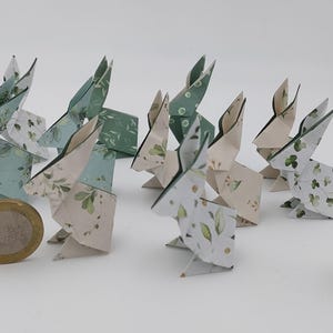 12 conigli (4 cm)/ origami/ più fantasie disponibili/ decorazione / idea regalo