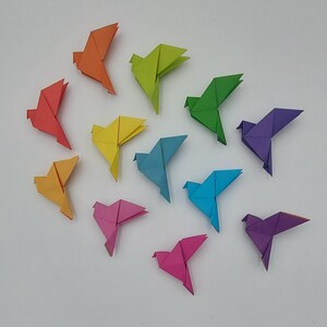 12 pássaros (4 cm) / origami / cores brilhantes / selo de embalagem / decoração / ideia de presente / aniversário