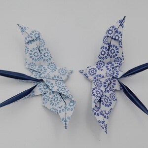 2 Rondini origami /fantasia shibori/ colore bianco e blu / decorazione / idea regalo