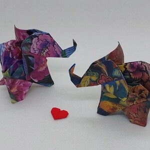 2 elefanti con cuoricino / NO colla/ origami /fantasia florealev/idea regalo/San Valentino/decorazione