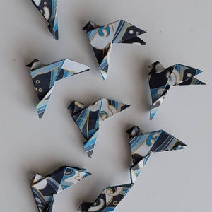 8 uccellini (2 cm) /origami / decorazione/accessori per creazioni artistiche/ idea regalo/compleanno