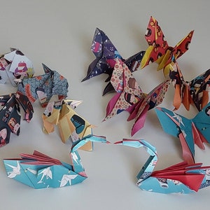 Set di 11 animali origami (5 farfalle 4 elefanti 2 cigni) /fantasia japanese dolls/ decorazione/ idea regalo /chiudipacco