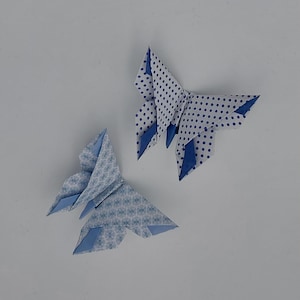 2 Farfalle origami /fantasia shibori / bianco e blu/ decorazione/ idea regalo/ chiudipacco