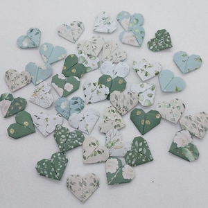 40 Cuori (2,5cm) / origami / fantasia romantica / decorazione / idea regalo / chiudipacco