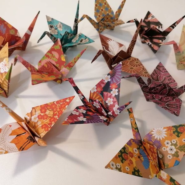 12 Origami-Kraniche mit Kimonomuster / Dekoration / Geschenkidee