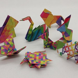 Set di 8 animali (5-3,5cm)/origami /fantasie multicolori/Idea regalo / decorazione