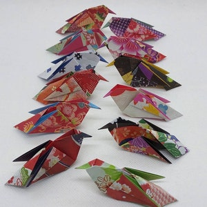 12 uccellini origami / fantasia kimono/ decorazione / idea regalo / compleanno