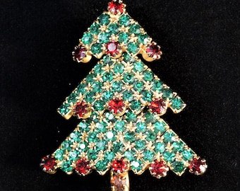 Christmas Tree Brooch- Rhinestone Handset Pin- Vintage Holiday Jewelry