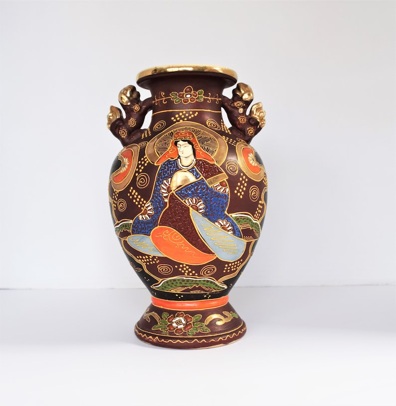 Signed Satsuma Vase Foo Dog Handles Man Woman Landscape japan Moriage