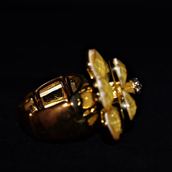 Yellow Flower Statement Ring- Clear Rhinestones a… - image 4