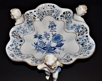 Victorian Cherub Porcelain Serving Bowl: Blue Danube Onion Pattern