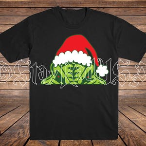 Peeking Santa Gator, SVG. Digital Cut or Print files.