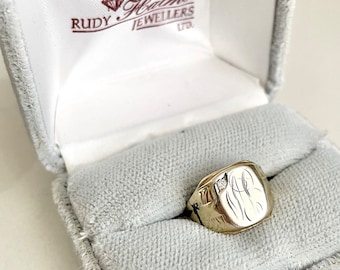 Vintage 10K Yellow & White Gold Signet Ring with Diamond, "MB" Initial Engraved, Etched Sides