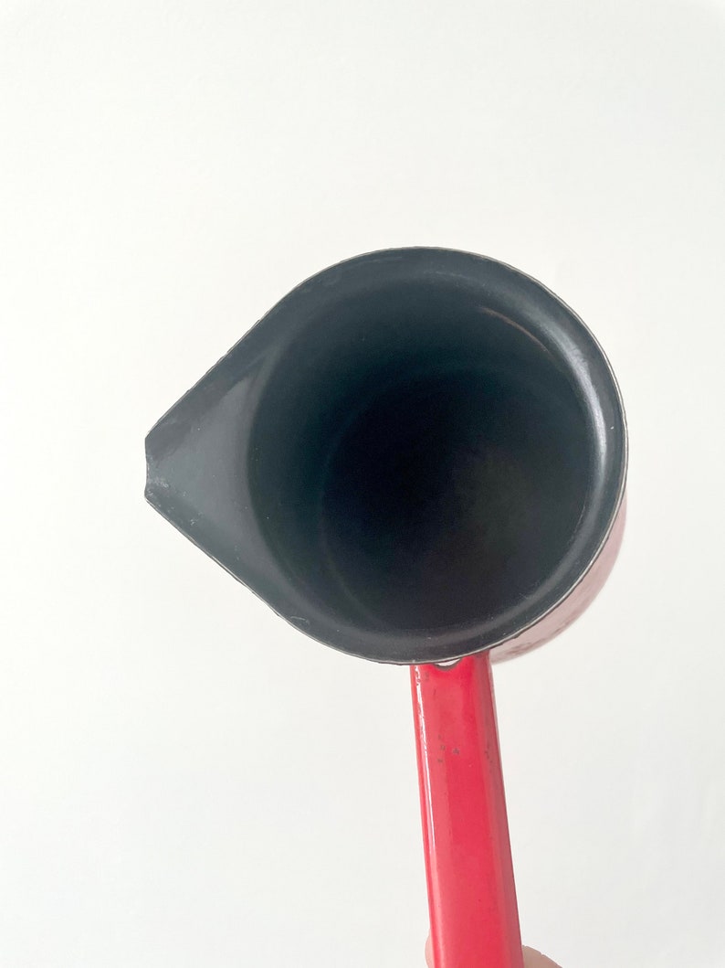 cafetière turque émaillée vintage pour cuisinière, fabriquée en Slovénie, casserole émaillée avec bec verseur image 6