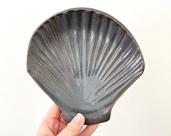 Poterie Clam Shell Catchall Trinket Dish, plateau de vanité en coquillage vintage, décor boho côtier