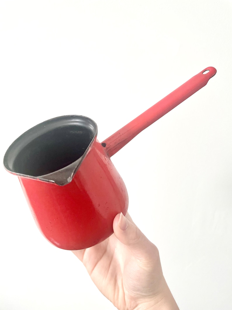 cafetière turque émaillée vintage pour cuisinière, fabriquée en Slovénie, casserole émaillée avec bec verseur image 2