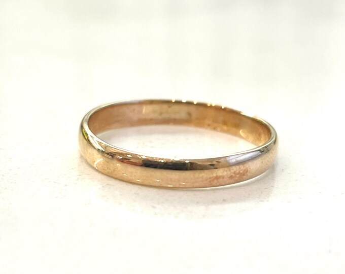 Vintage 14K Yellow Gold Ring With Rosy Undertones, Classic Wedding Band ...