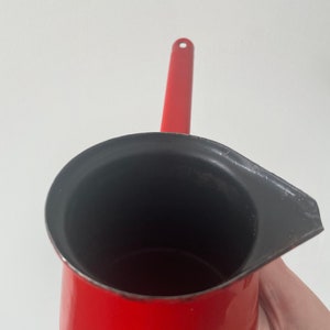 cafetière turque émaillée vintage pour cuisinière, fabriquée en Slovénie, casserole émaillée avec bec verseur image 7