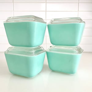 SELTENE 1950er Jahre Pyrex Fridgie 501-C Glasschüssel mit Deckel, Midcentury Modern Kitchen, Made in USA
